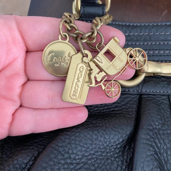 Beautiful Pebbled Leather Coach Purse - Picture 3 of 6